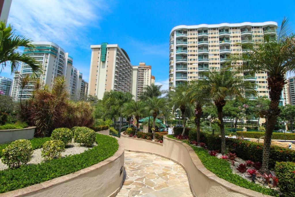 Barra Da Tijuca - 508 - De Frente Para Maravilhosa Piscina - Estacionamento Gratuito - Academia Comphania Atletica - Balsa Para Praia Gratis - Microondas - Geladeira Grande - Recepcao 24Horas - Wi-Fi - Com Pia Rio de Janeiro Ngoại thất bức ảnh