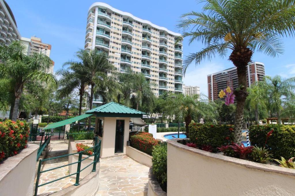 Barra Da Tijuca - 508 - De Frente Para Maravilhosa Piscina - Estacionamento Gratuito - Academia Comphania Atletica - Balsa Para Praia Gratis - Microondas - Geladeira Grande - Recepcao 24Horas - Wi-Fi - Com Pia Rio de Janeiro Ngoại thất bức ảnh