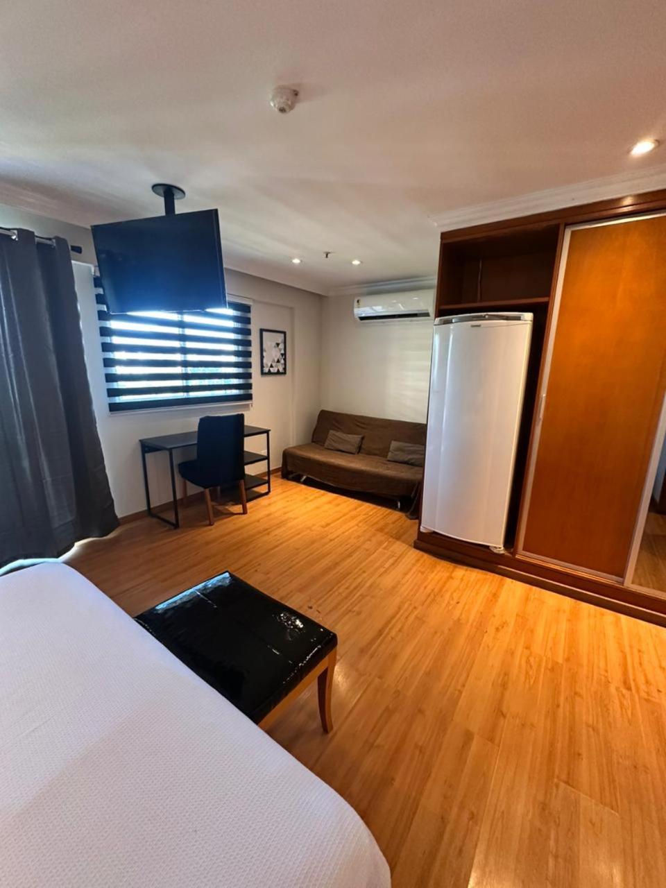 Barra Da Tijuca - 508 - De Frente Para Maravilhosa Piscina - Estacionamento Gratuito - Academia Comphania Atletica - Balsa Para Praia Gratis - Microondas - Geladeira Grande - Recepcao 24Horas - Wi-Fi - Com Pia Rio de Janeiro Ngoại thất bức ảnh